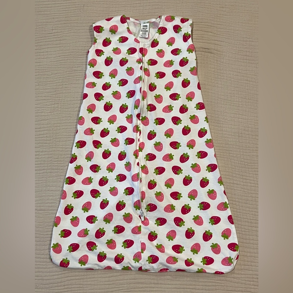Strawberry Sleep Sack by Loveable Friends 100% Cotton Size 6 to 12 Month